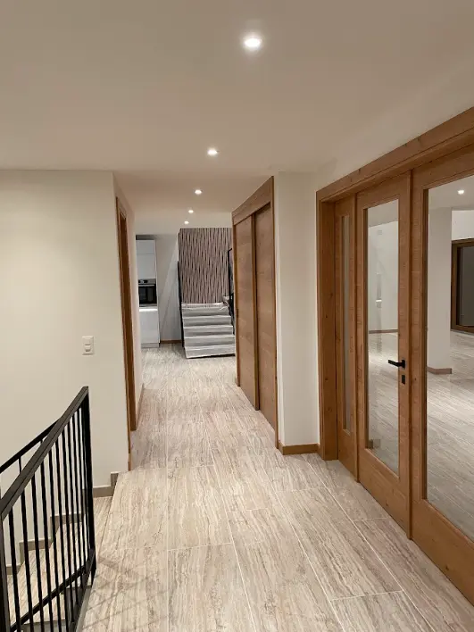 Innenausbau mit RENIE Türen während der Realisierung