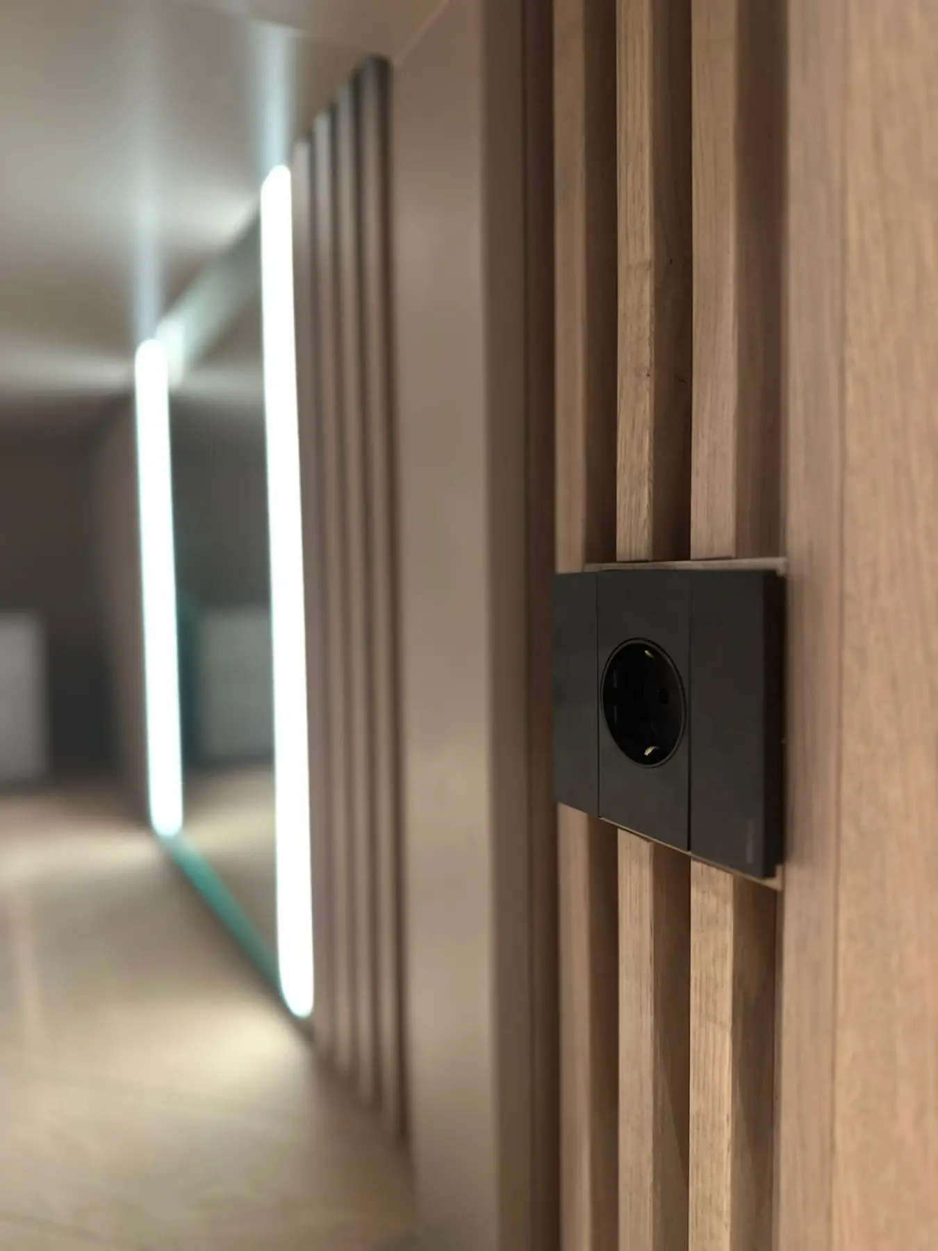 Detail des individuellen Innenausbaus in der Landhausvilla
